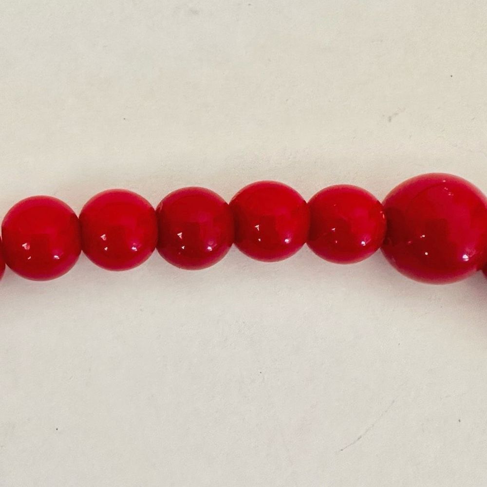 Red graduated beaded necklace - Picture 5 of 6